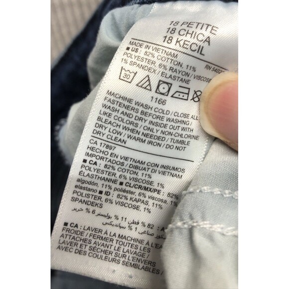 Old Navy Super Skinny Jeans Size 18 Petite Mid Rise Rockstar Factory Destroyed - Picture 13 of 16